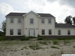 4 Arrowhead Ct, Freehold, NJ 07728