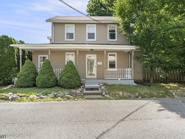 415 Maple Ave, Pohatcong Twp., NJ 08865