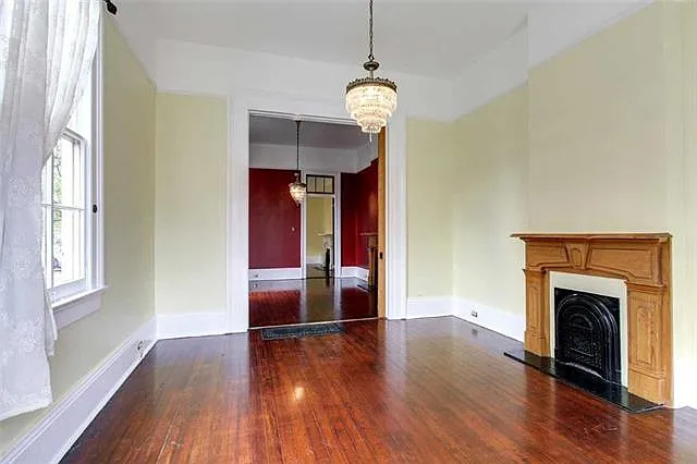 229 Bermuda St — Photo 2