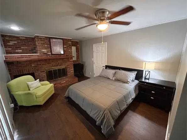 1401 Bragg Rd, Fredericksburg, VA