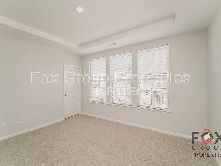 908 Mary Max Dr — Photo 17