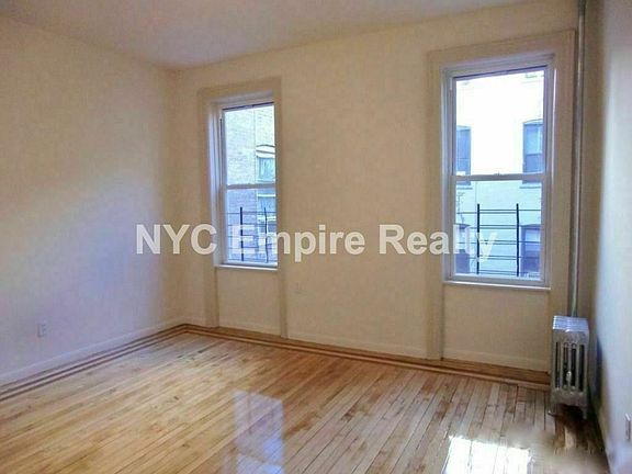 4th image of 310 Convent Ave APT 3D