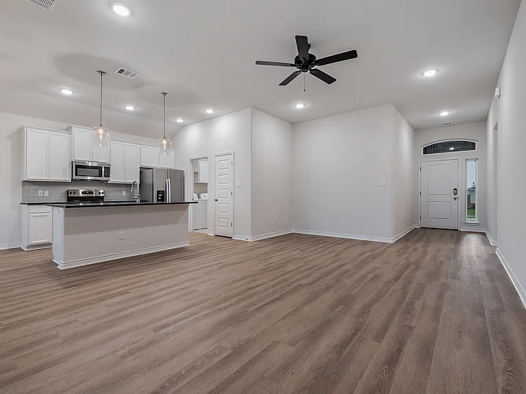 3161 Tarleton Ct — Photo 6
