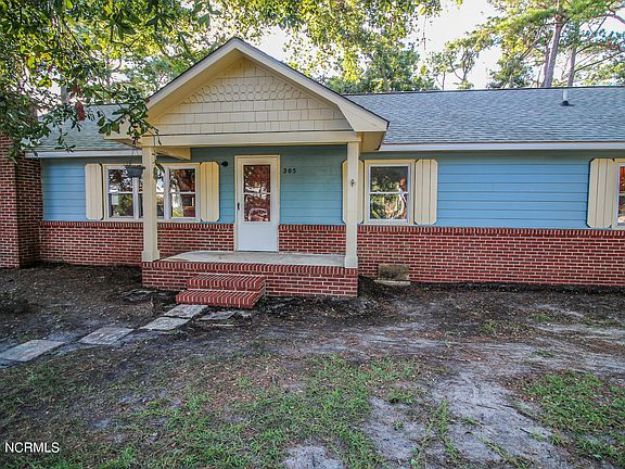 3rd image of 201-205 NE 60th Street
