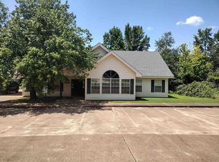 416 Massey Ave, Mountain View, AR 72560