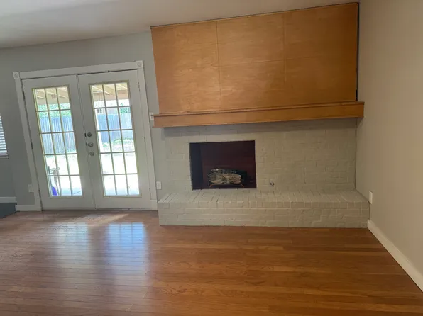 5201 Suburban Dr, Austin, TX 78745
