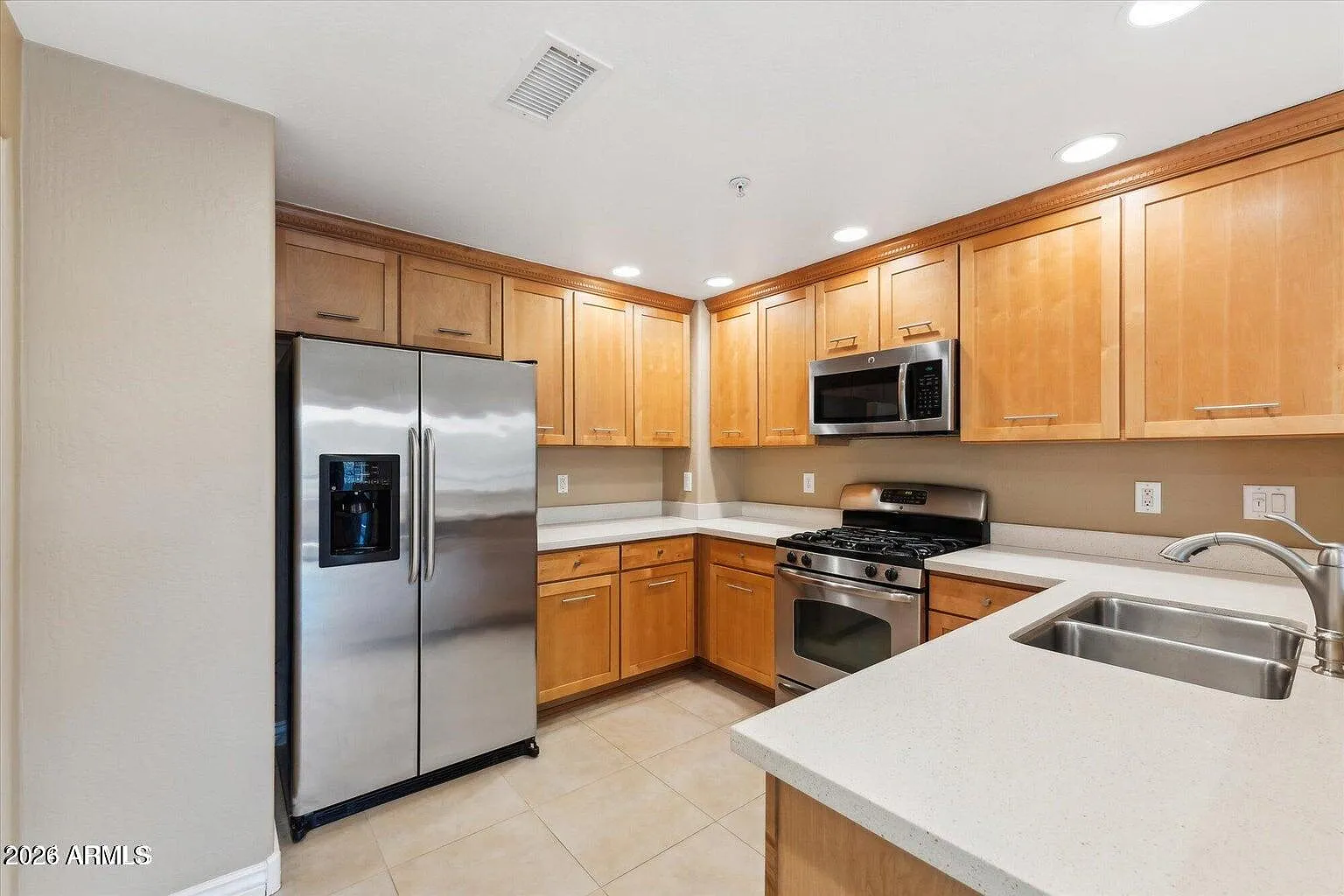 2 bed, 2.0 bath, 1408 sqft, $2,280 — Photo 3