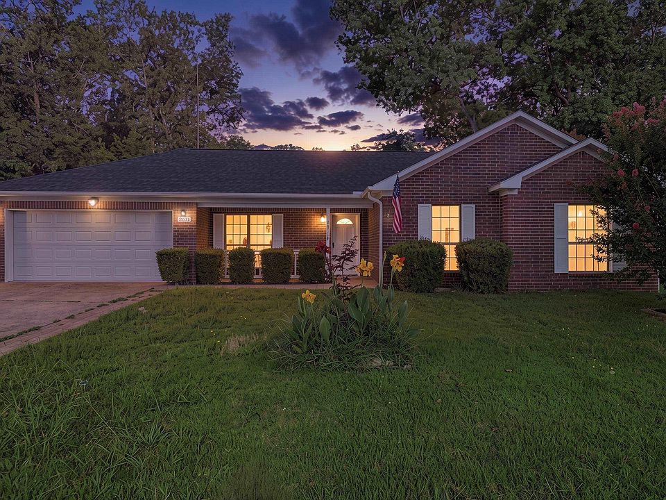 1st image of 2611 Henson Pl
