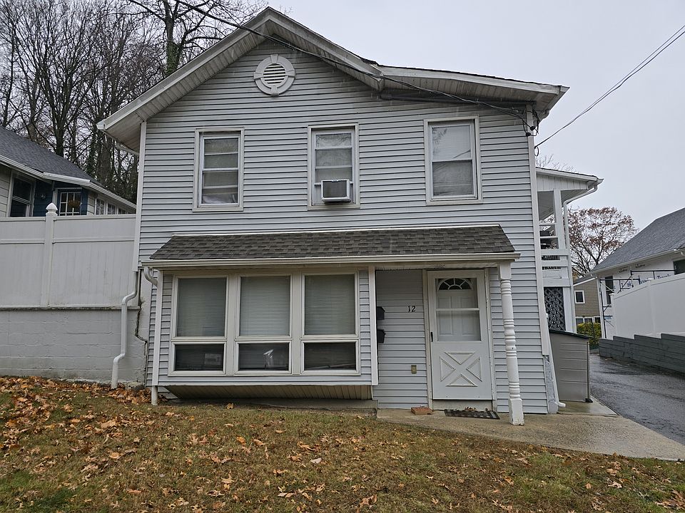 1st image of 12 Putnam Ave Floor 1