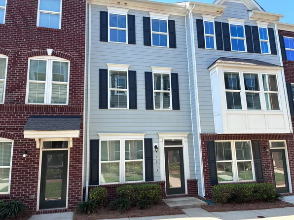 7313 Thorndale Ln, Charlotte, NC 28217