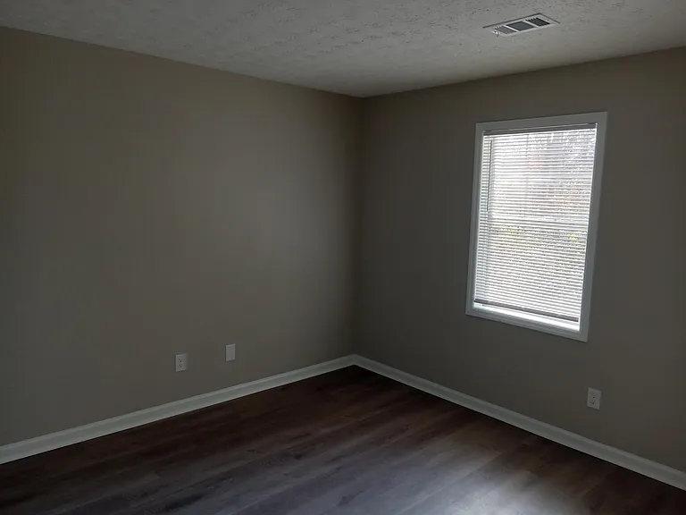 1000 Wehring Ln — Photo 14