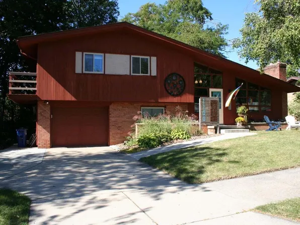 1100 North Osborne BOULEVARD, Racine, WI 53405