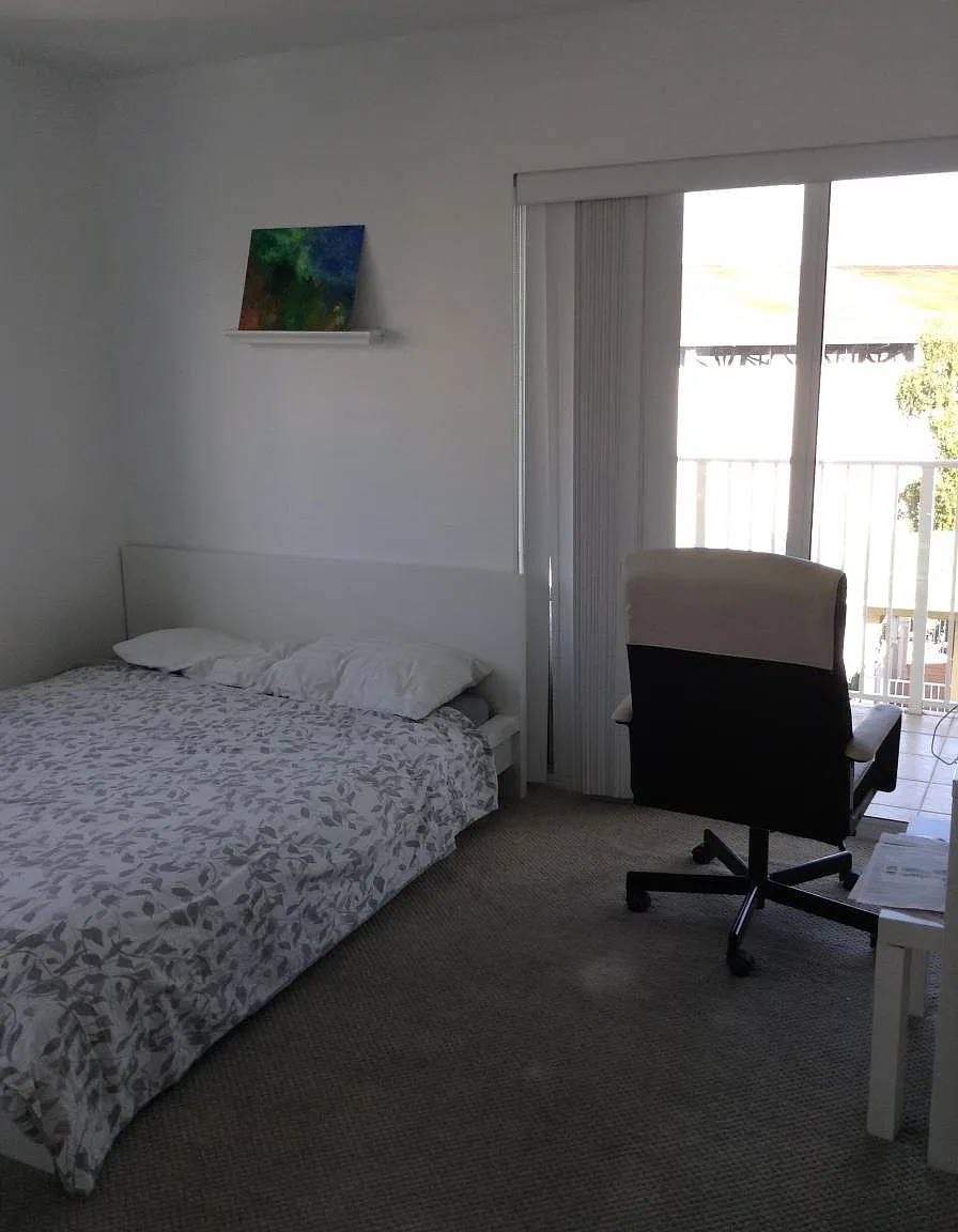 2 bed, 870 sqft, $2,100 — Photo 4