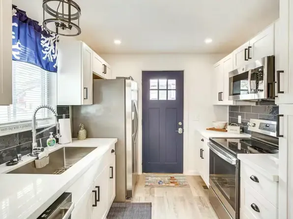 111 Saco Avenue, Old Orchard Beach, ME 04064