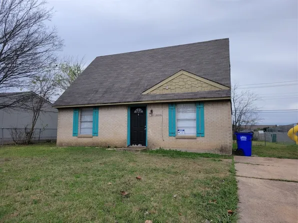 13008 Horseshoe Trl, Balch Springs, TX 75180