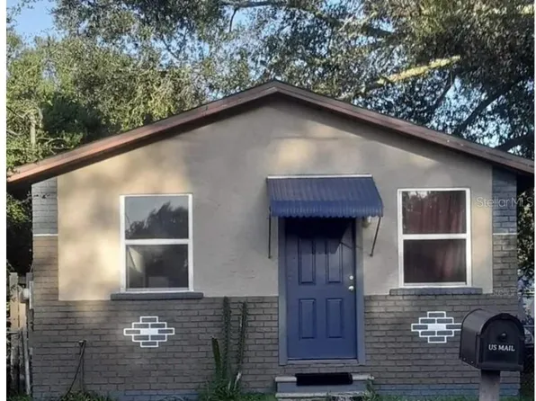 8213 N 17th St, Tampa, FL 33604