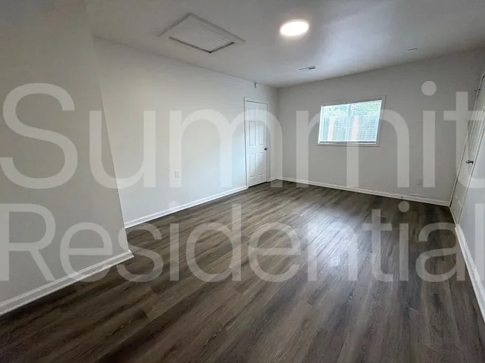327 Laclede St #B — Photo 7