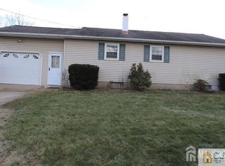 101 Stelton Rd, Piscataway, NJ 08854