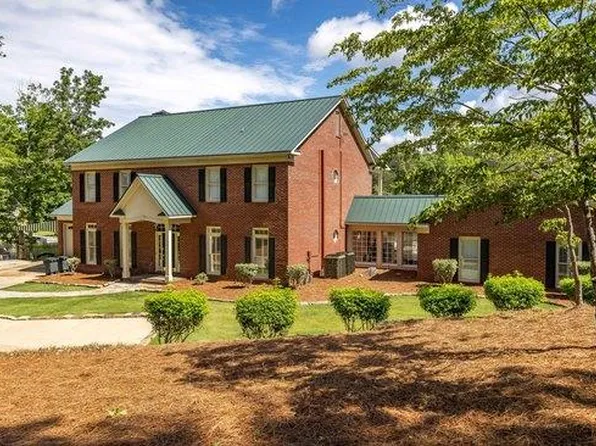 219 Broken Rock Rd, Hamilton, GA 31811