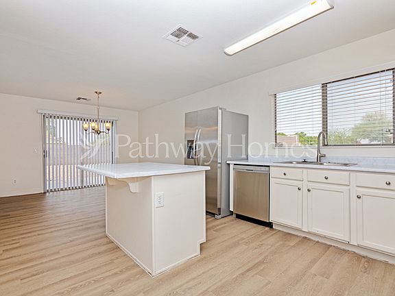5th image of 8839 W Manzanita Dr