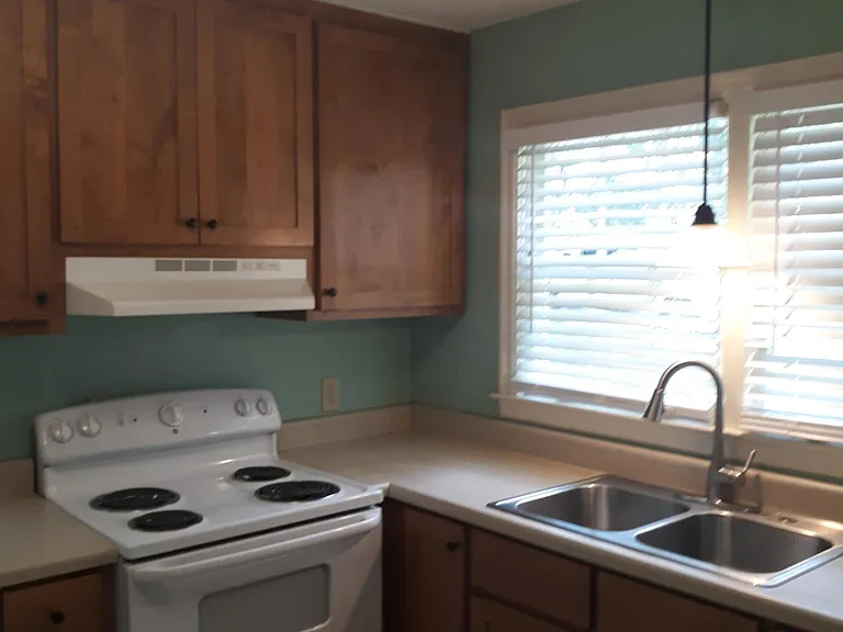 161 Holman Ave — Photo 5