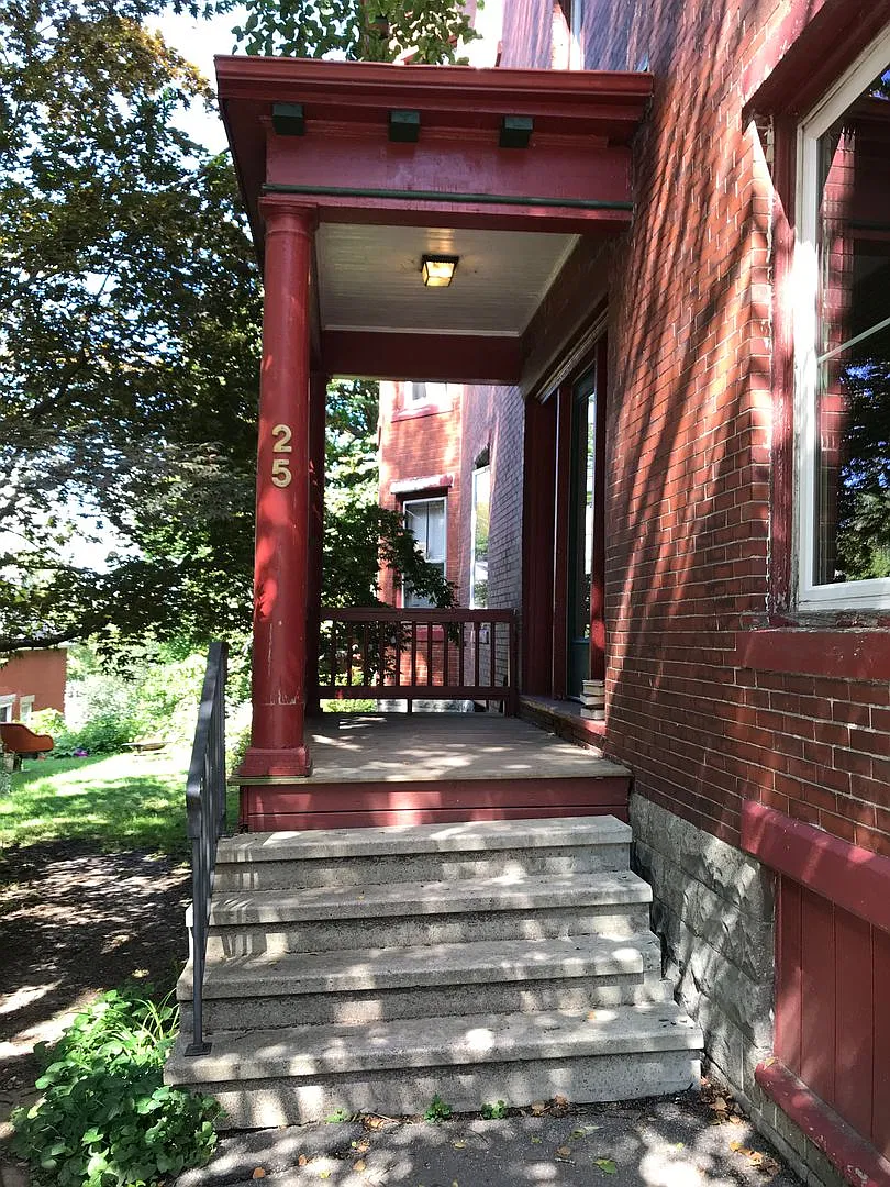 25 Grant Street — Photo 1