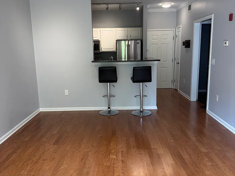 1000 Providence Pl #247 — Photo 3
