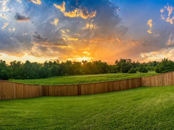 16001 Aparados Way, Edmond, OK 73013