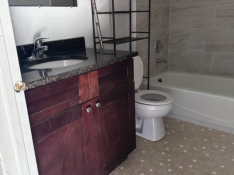 1555 N Winslowe Dr #1B — Photo 10