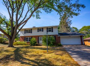 2106 Delcy Dr, Rockford, IL 61107