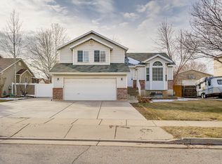 2119 N 850 W, Clinton, UT 84015