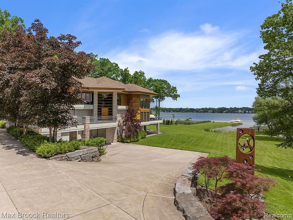 5295 Middlebelt Rd, West Bloomfield, MI 48323 MLS 2220043379 Zillow