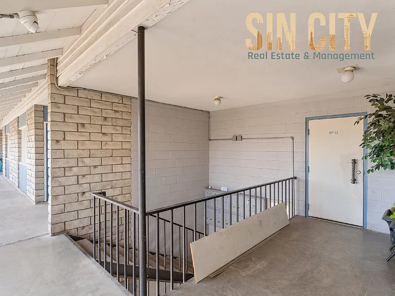 1011 N 4th St #9 — Photo 27