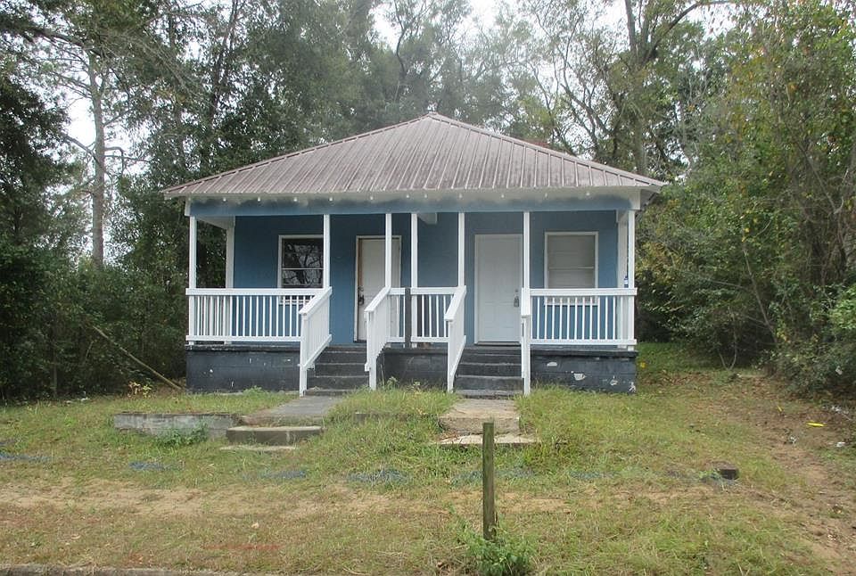 1st image of 512 Cherry Ave