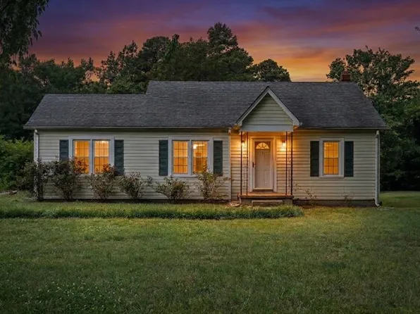 2248 E Hyco Rd, South Boston, VA 24592