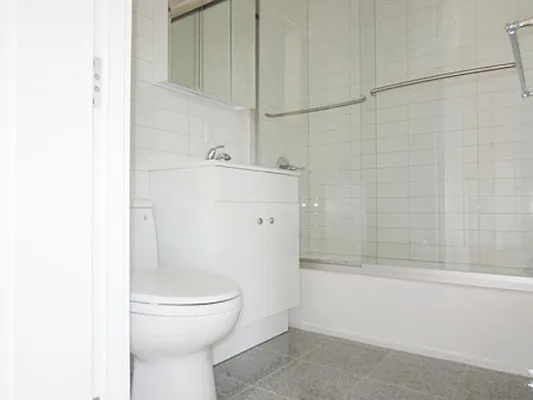 Rented by City Connections Realty | media 19