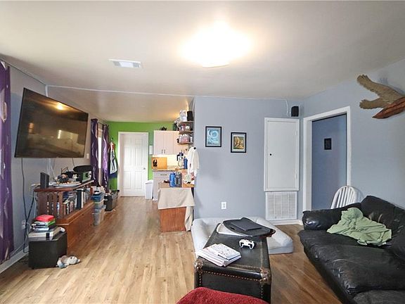 5th image of 2816 Saint Louis St #18