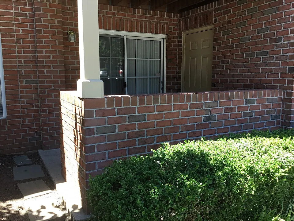 Exterior Rear_07102018