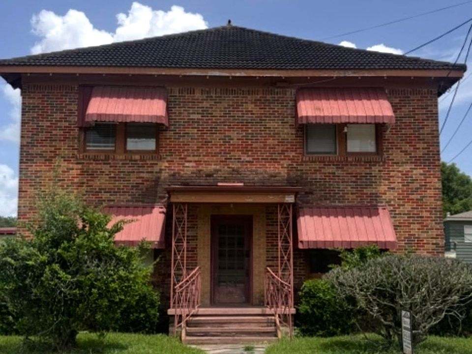 1st image of 1160 N 7th St