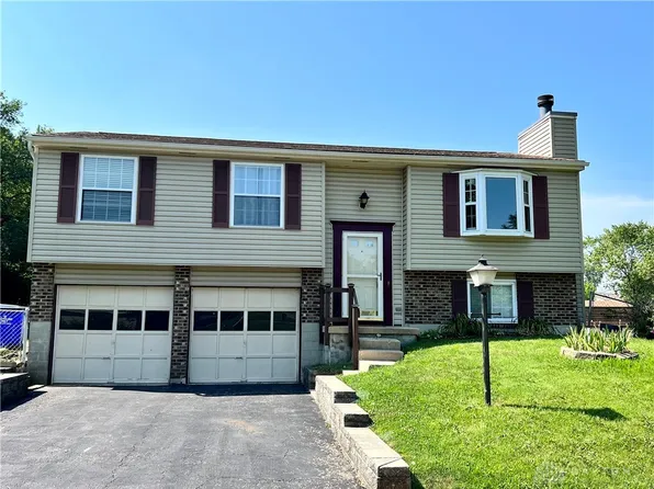 5924 Pine Glen Ln, Dayton, OH 45424