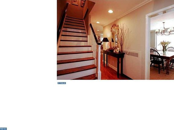 2nd image of 13 Dickinson Ln