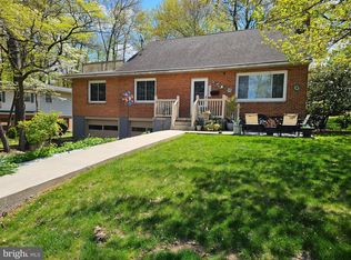 121 Woodland Rd, Wyomissing, PA 19610