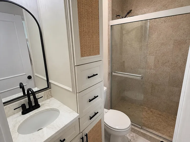 2372 Lakewood Dr NW — Photo 15