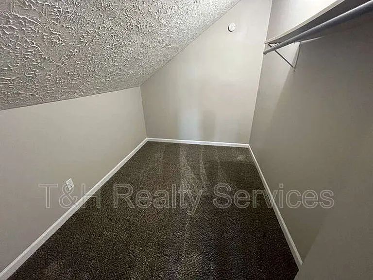 3008 N Pauline Ave — Photo 15