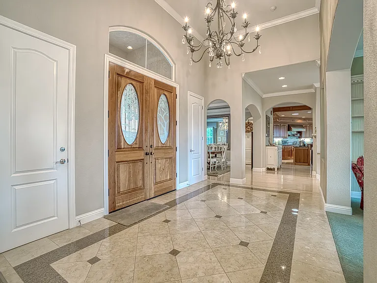 2703 Brush Creek Rd — Photo 9