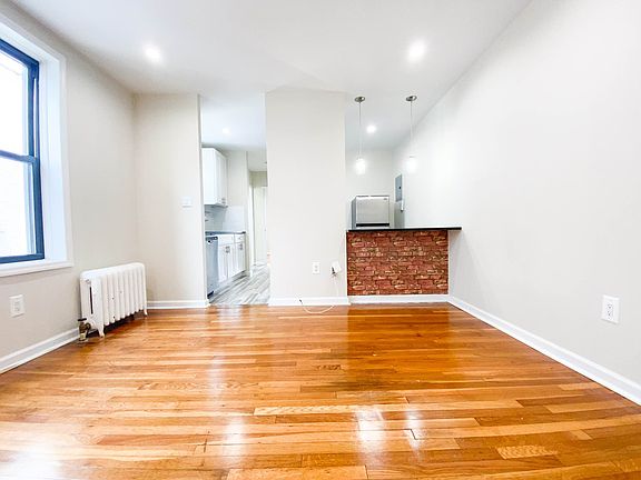 4th image of 21-51 27th St #B1