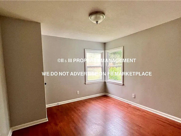 7306 Glenwood Ln — Photo 12