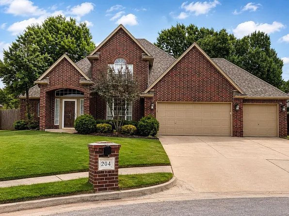 204 Ainsley Ct, Edmond, OK 73034