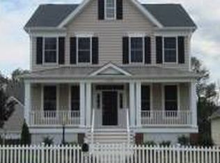 25269 Riding Center Dr, South Riding, VA 20152