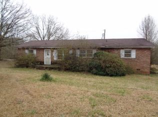 100 Gray Cir, Iva, SC 29655